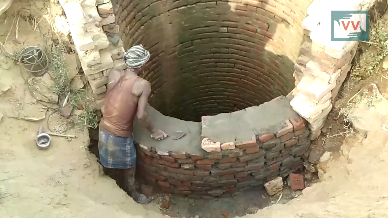 Bihar Community Collects Money to Repair Its Own Well
